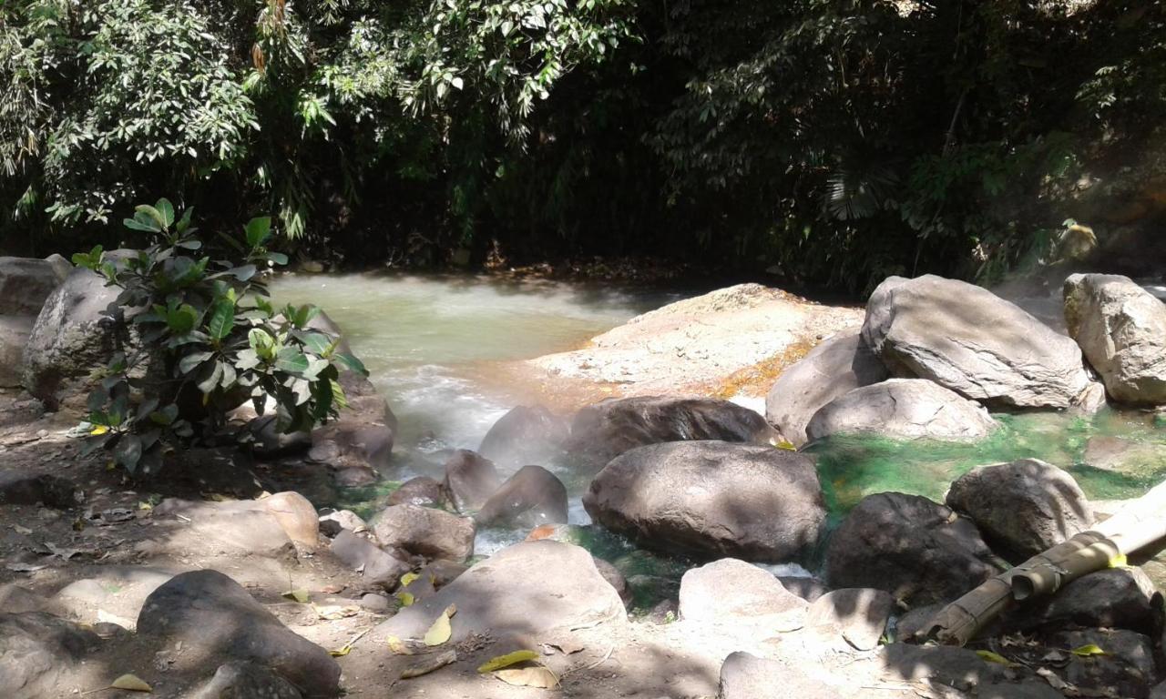 Kristian Homestay Bajawa 외부 사진